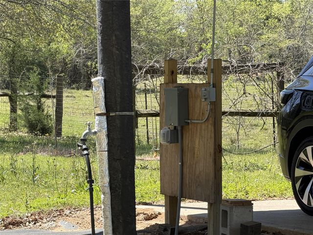 25945 Kickapoo Road, Hockley, TX 77447