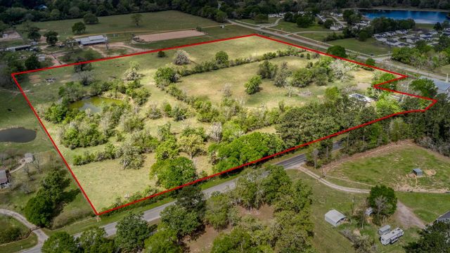 25945 Kickapoo Road, Hockley, TX 77447