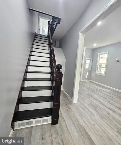 217 W UNION ST, Burlington, NJ 08016