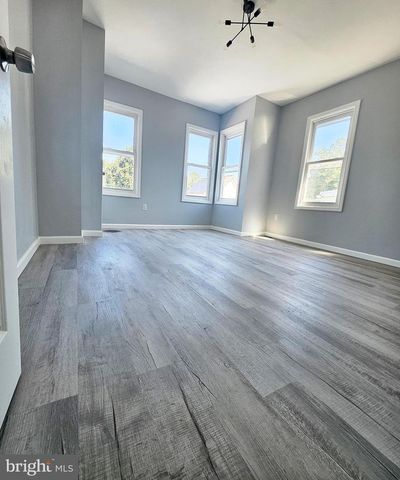 217 W UNION ST, Burlington, NJ 08016