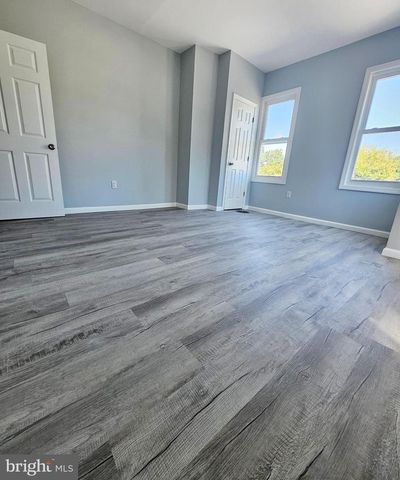 217 W UNION ST, Burlington, NJ 08016