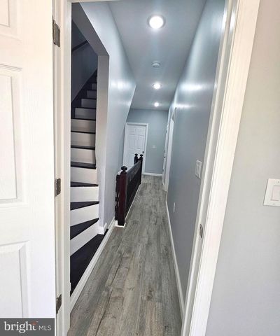 217 W UNION ST, Burlington, NJ 08016