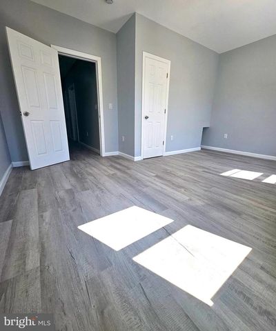 217 W UNION ST, Burlington, NJ 08016