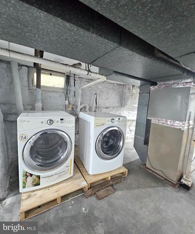 217 W UNION ST, Burlington, NJ 08016