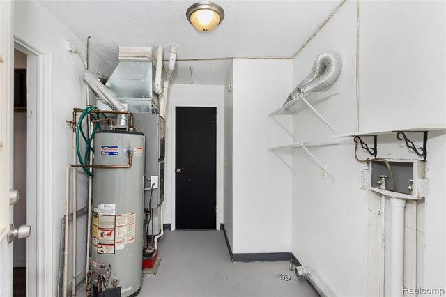 17204 Euclid Avenue, Allen Park, MI 48101