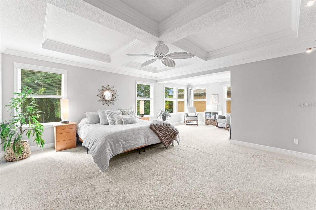 Image 32 of property listing at 2932 WHISTLEWOOD DRIVE, Orlando, FL 32810