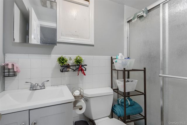 6 Merrick Lane, Spring Valley, NY 10977