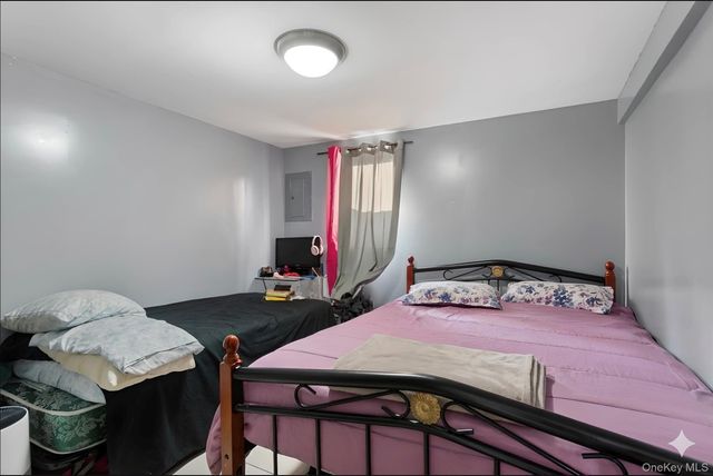 6 Merrick Lane, Spring Valley, NY 10977