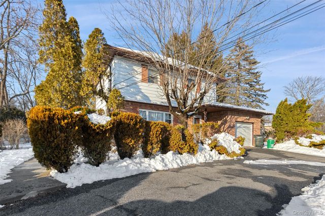 6 Merrick Lane, Spring Valley, NY 10977