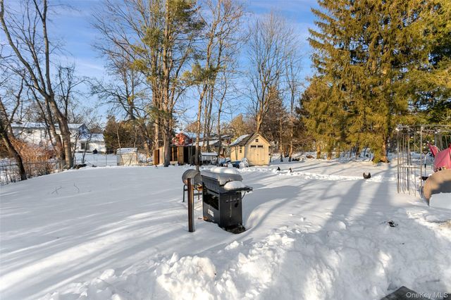 6 Merrick Lane, Spring Valley, NY 10977