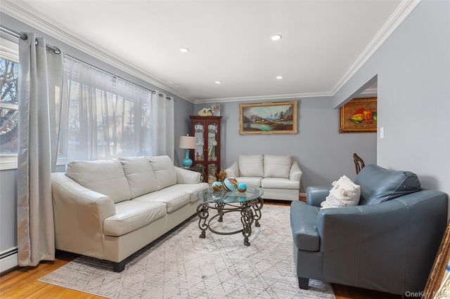 6 Merrick Lane, Spring Valley, NY 10977