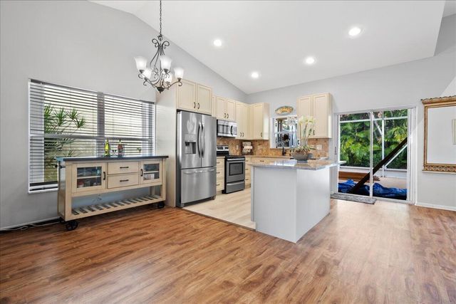 10174 Plum Street, Palm Beach Gardens, FL 33410