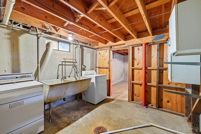 1213 Ellen Drive, Middletown, OH 45042