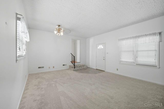 1213 Ellen Drive, Middletown, OH 45042