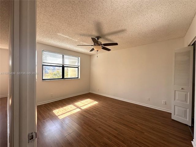 8160 Geneva Ct 404, Doral, FL 33166