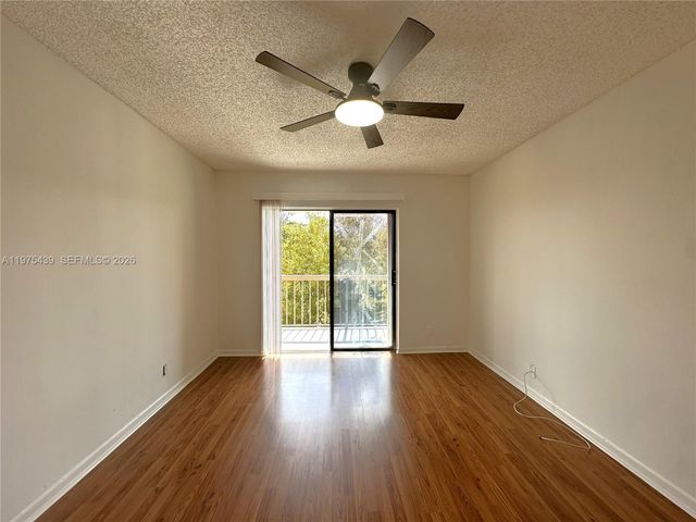 8160 Geneva Ct 404, Doral, FL 33166