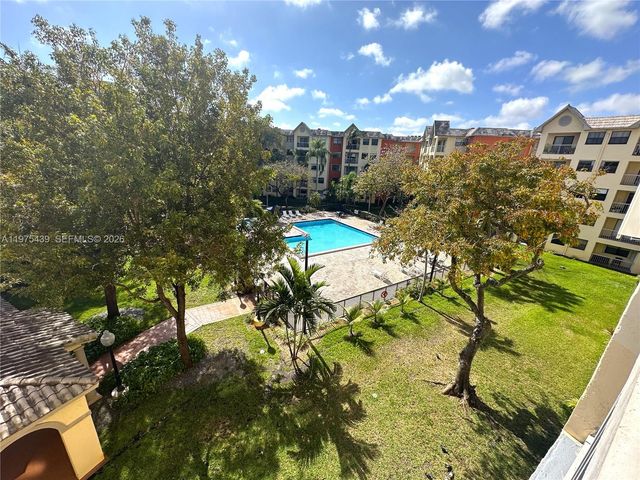 8160 Geneva Ct 404, Doral, FL 33166