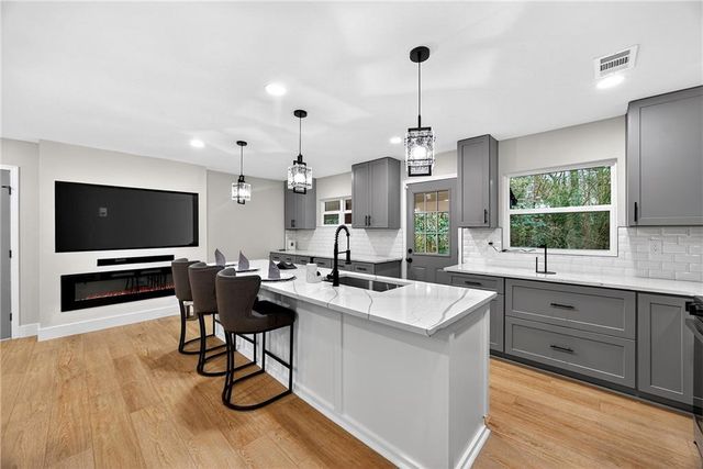 2633 Yale Terrace, Decatur, GA 30032