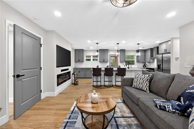 2633 Yale Terrace, Decatur, GA 30032