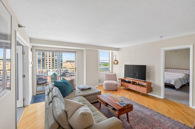 401 S 1st Street 1023, Minneapolis, MN 55401