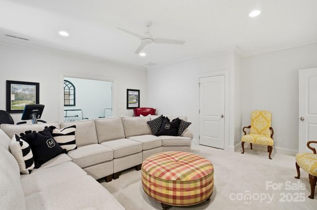 5212 Shepley Court, Charlotte, NC 28226