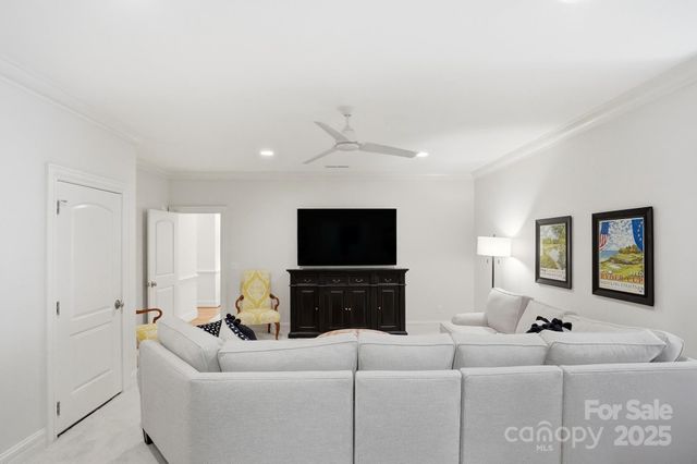 5212 Shepley Court, Charlotte, NC 28226