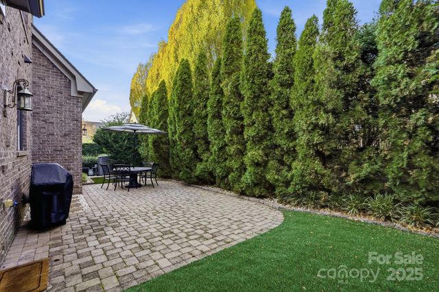 5212 Shepley Court, Charlotte, NC 28226