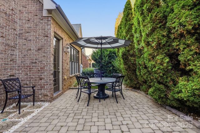 5212 Shepley Court, Charlotte, NC 28226