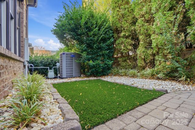 5212 Shepley Court, Charlotte, NC 28226