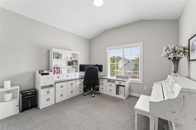 141 SE Griffin Street, Blue Springs, MO 64064