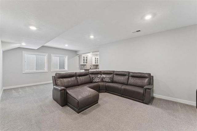 141 SE Griffin Street, Blue Springs, MO 64064