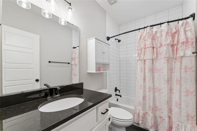 141 SE Griffin Street, Blue Springs, MO 64064