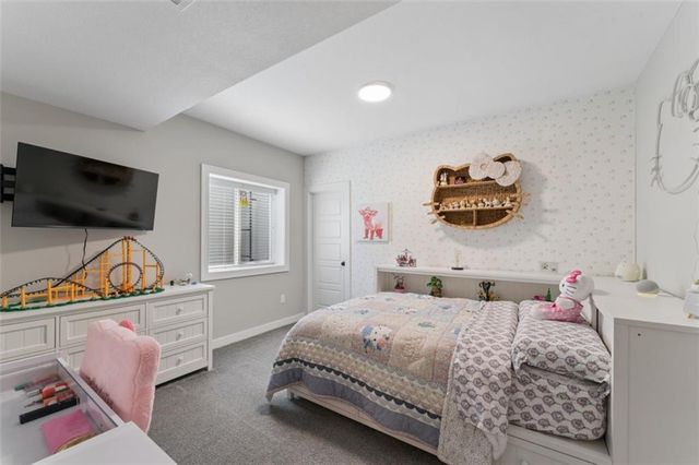 141 SE Griffin Street, Blue Springs, MO 64064