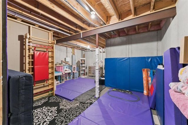 141 SE Griffin Street, Blue Springs, MO 64064
