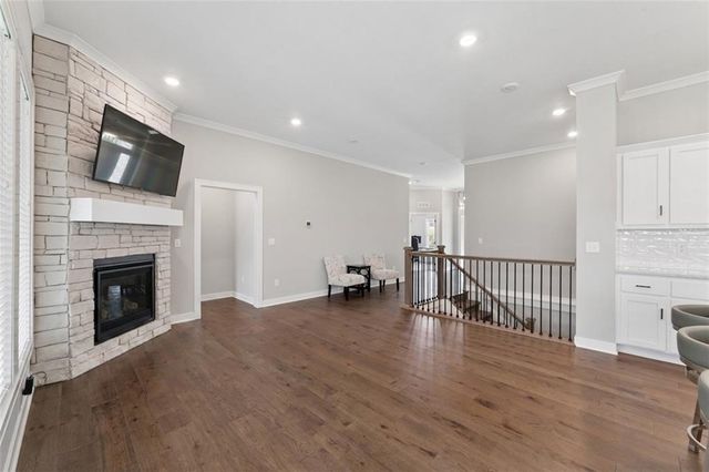 141 SE Griffin Street, Blue Springs, MO 64064
