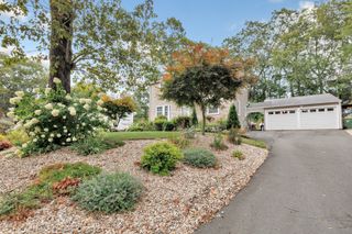 70 Glenrock Road, Waterbury, CT 06706