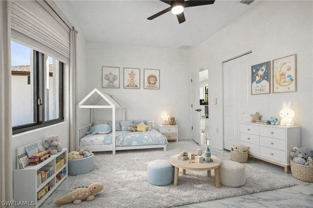 2621 59th ST W, Lehigh Acres, FL 33971