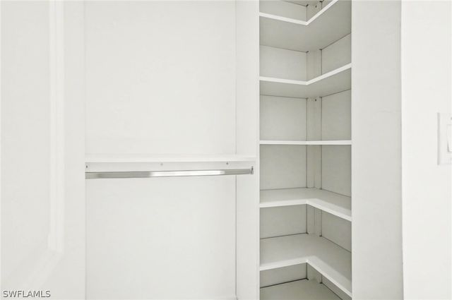 2621 59th ST W, Lehigh Acres, FL 33971