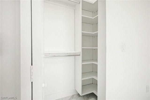 2621 59th ST W, Lehigh Acres, FL 33971