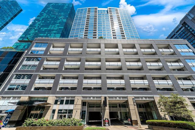 240 E Illinois Street 1001, Chicago, IL 60611