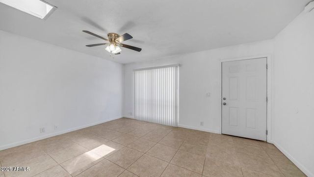 5229 W PALO VERDE Avenue, Glendale, AZ 85302