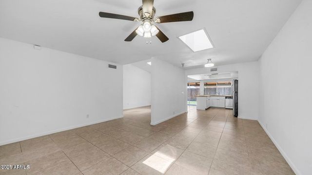 5229 W PALO VERDE Avenue, Glendale, AZ 85302