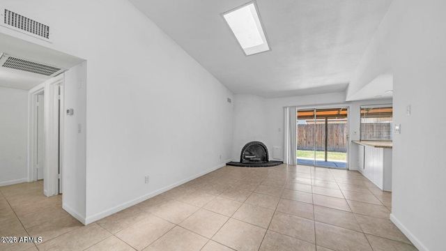 5229 W PALO VERDE Avenue, Glendale, AZ 85302