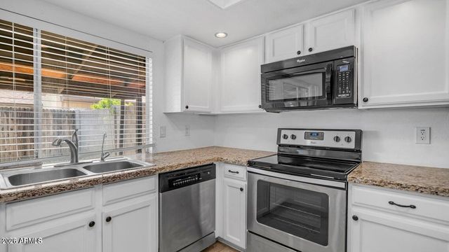 5229 W PALO VERDE Avenue, Glendale, AZ 85302