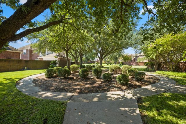 14314 N Cashel Oak Drive, Houston, TX 77069