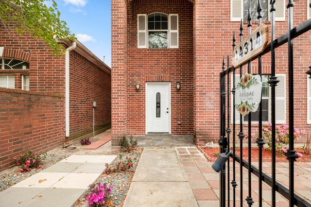 14314 N Cashel Oak Drive, Houston, TX 77069