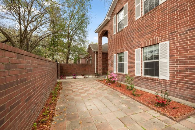 14314 N Cashel Oak Drive, Houston, TX 77069