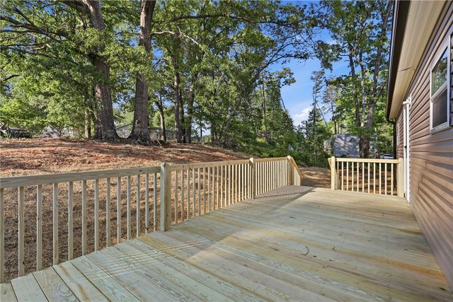 129 Ridgecrest Drive, Central, SC 29630