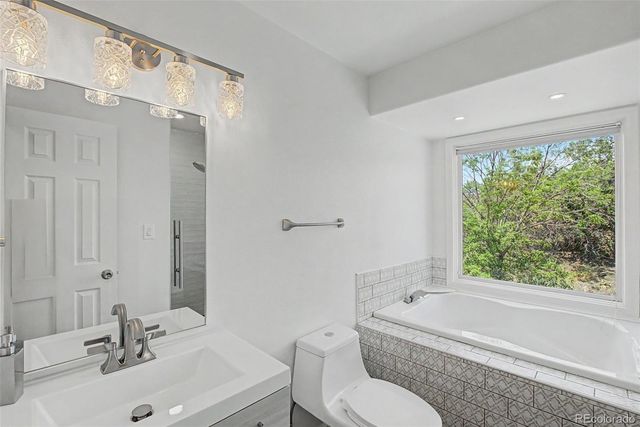 3645 Saddle Rock Road, Colorado Springs, CO 80918