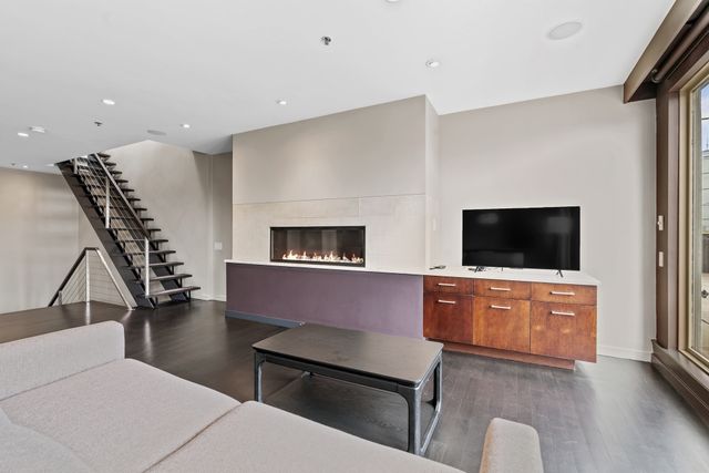 1721-1723 Washington St 610, Boston, MA 02118